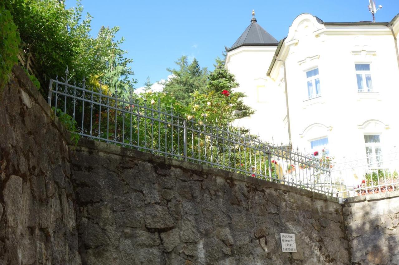 Villa Sonnenstrahl Marianske Lazne Bagian luar foto